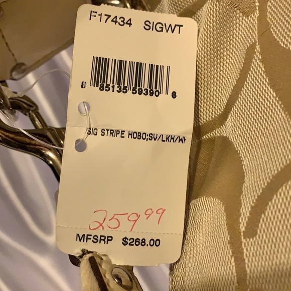 🌺 COACH F17434 🌺 KHAKI WHITE SIGNATURE HOBO BAG - Picture 3 of 8